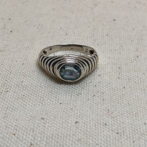 Vintage blue topaz sterling silver ring size 6